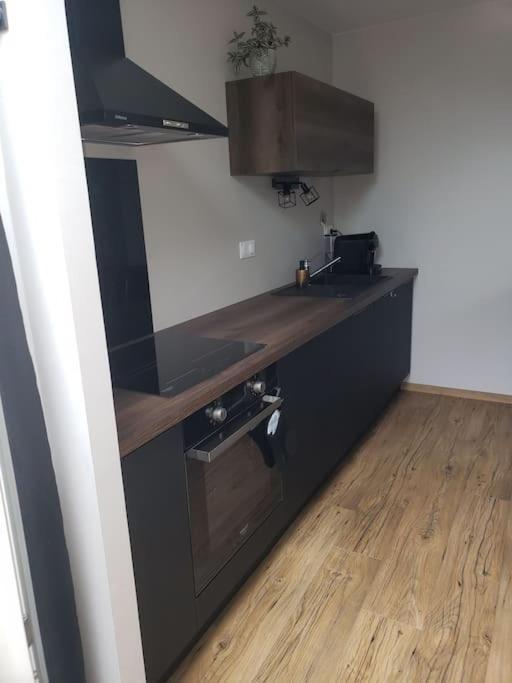 Bulles Etoilees Appartement Avec Jacuzzi Prive Montrevel-en-Bresse 외부 사진
